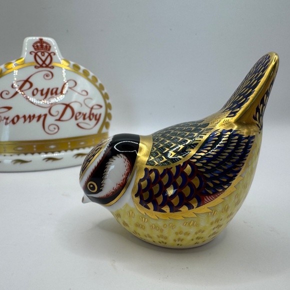 Royal Crown Derby "Blue Tit" bone china bird paperweight Gold Stopper boxed. - Picture 1 of 7